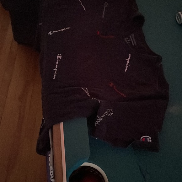 Champion Shirt - Picture 2 of 3